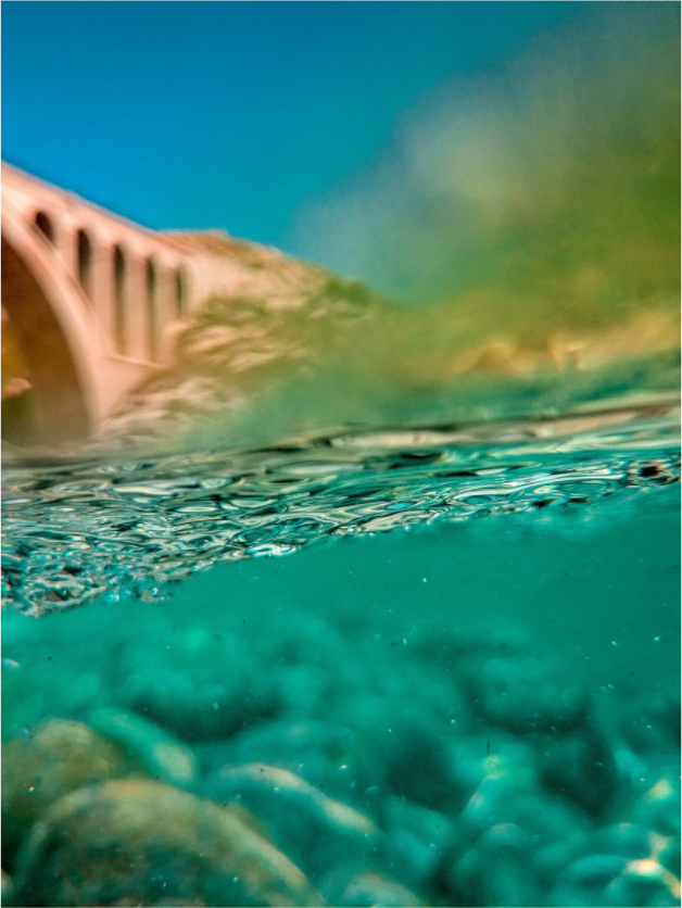 Main image Clear Water.