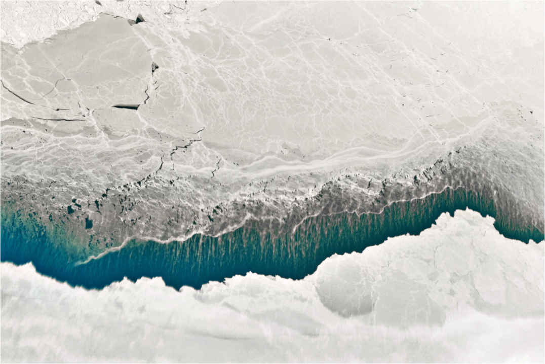 Main image Frozen breath.